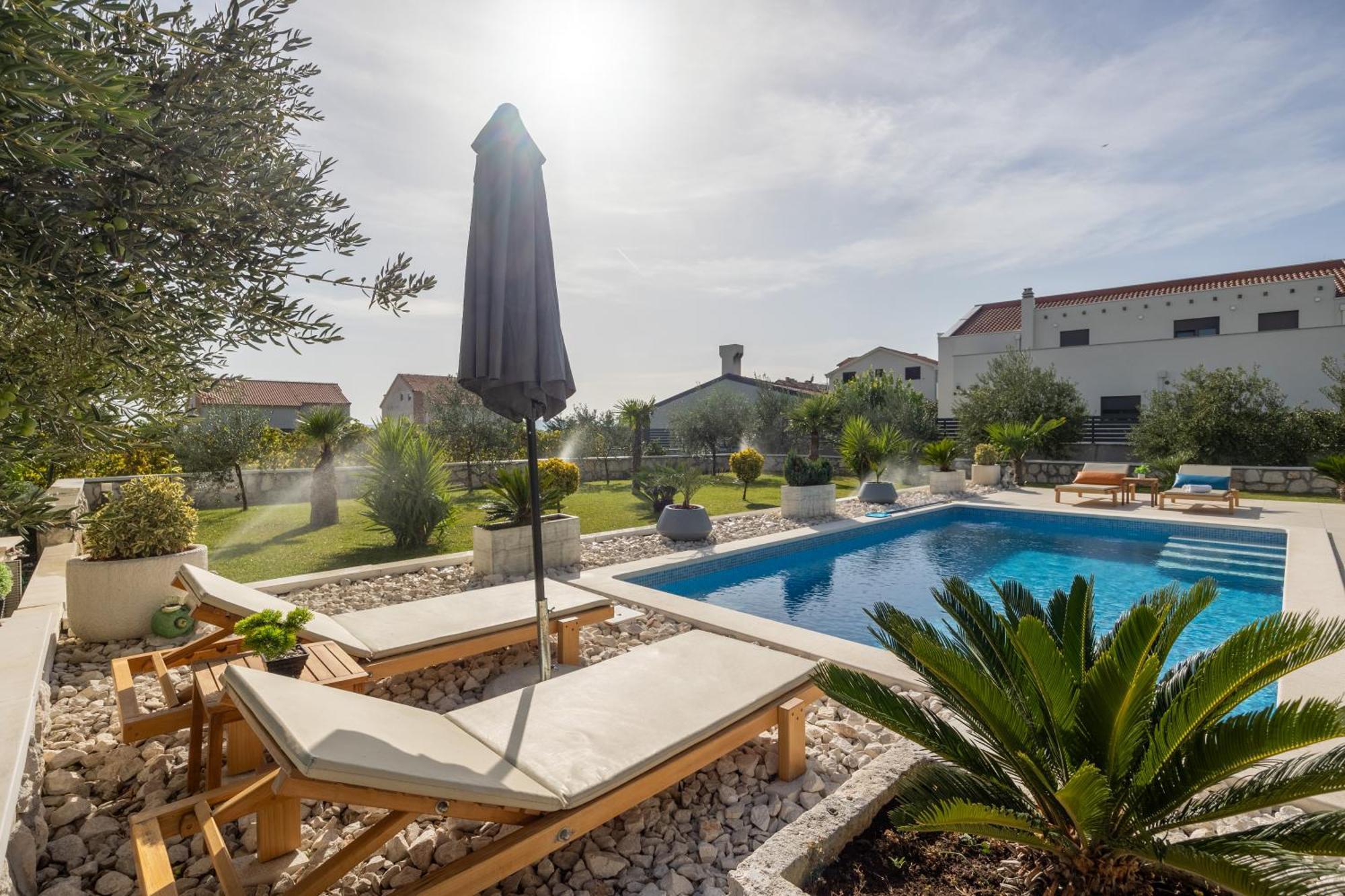 Deluxe Double Room With Sauna And Pool Каштела Экстерьер фото