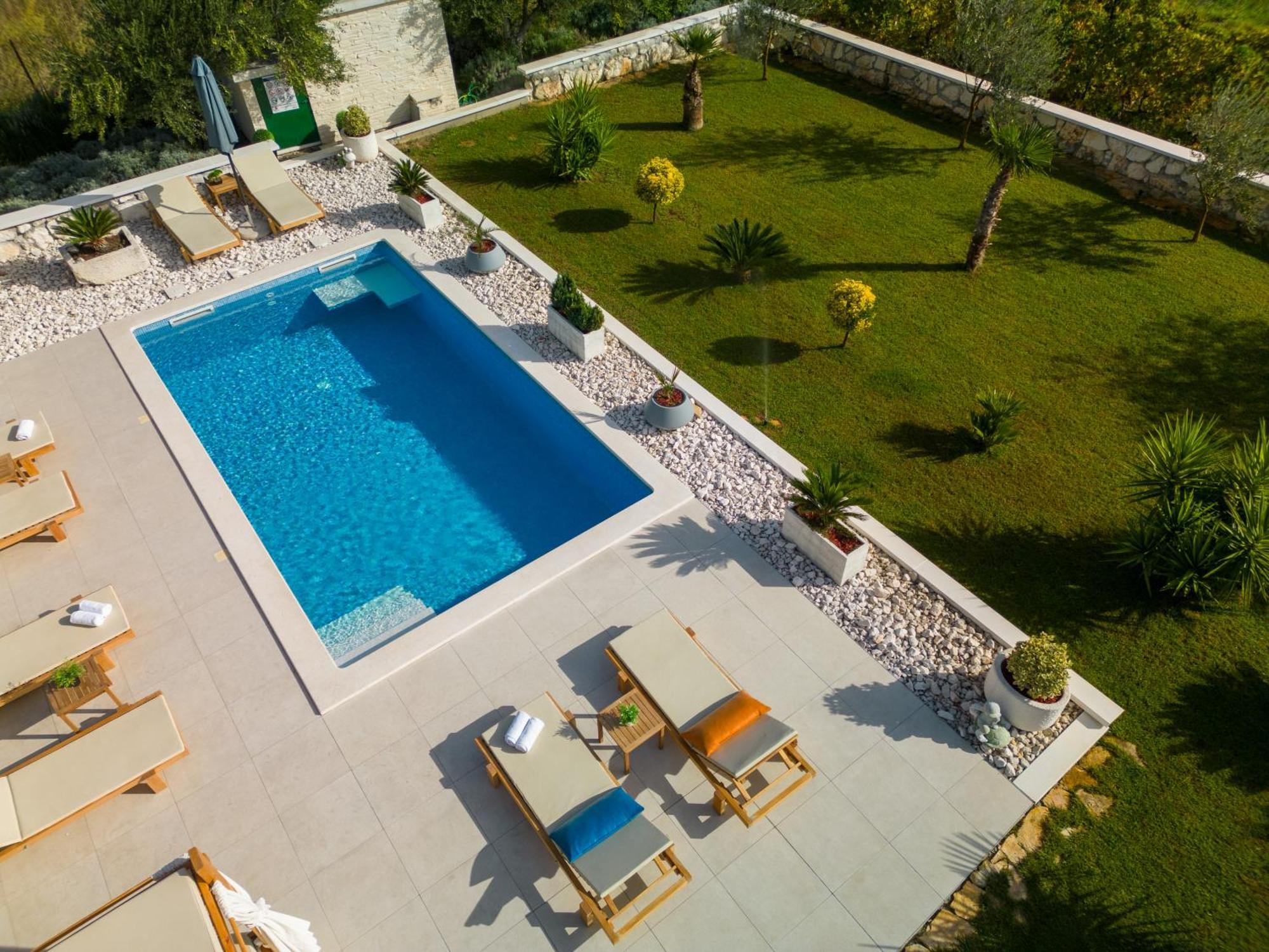 Deluxe Double Room With Sauna And Pool Каштела Экстерьер фото