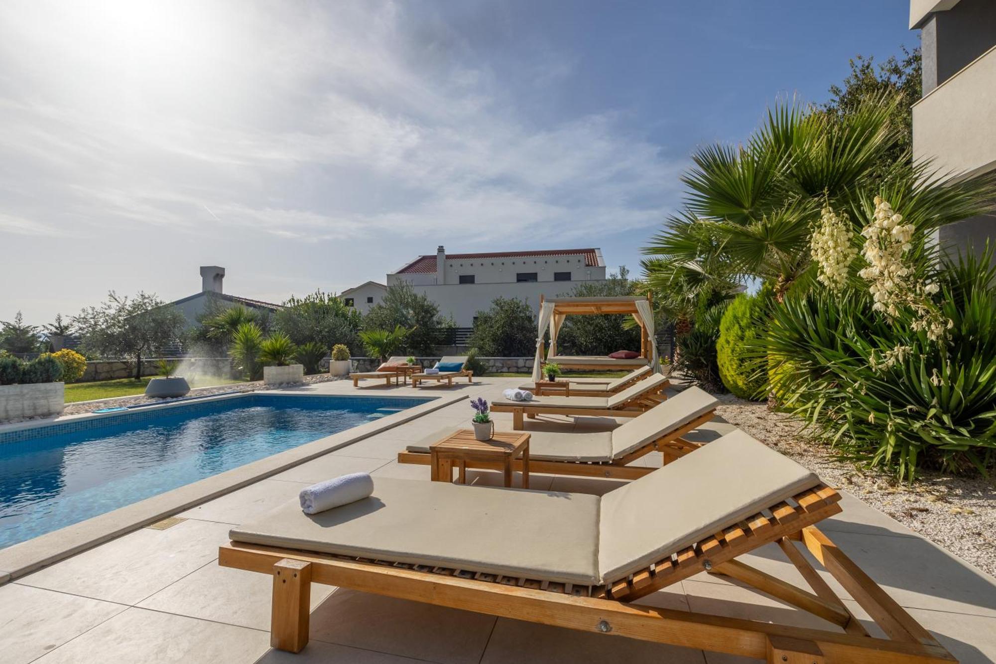 Deluxe Double Room With Sauna And Pool Каштела Экстерьер фото