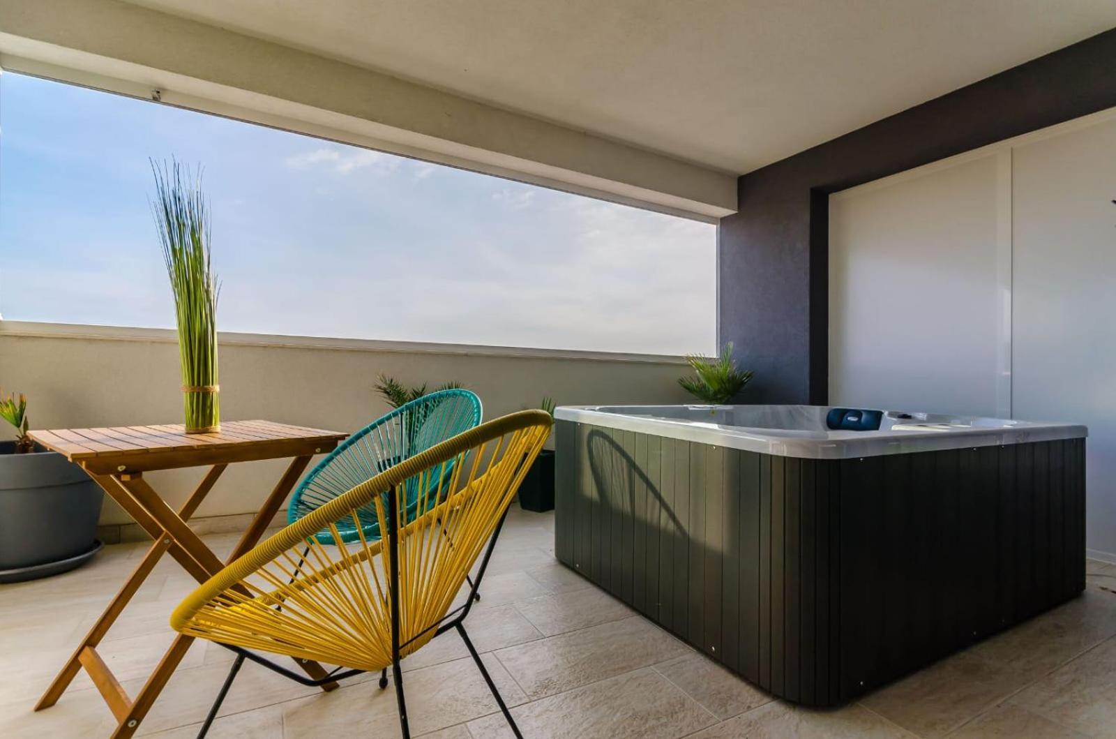Deluxe Double Room With Sauna And Pool Каштела Экстерьер фото